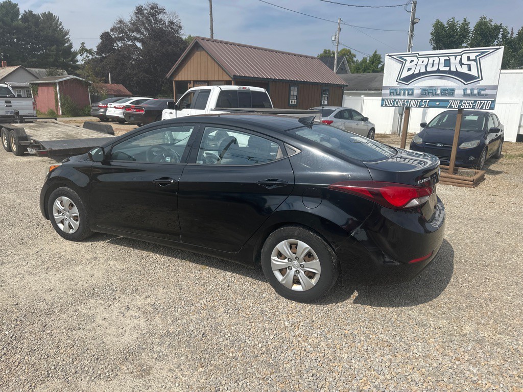 2016 Hyundai Elantra Image 6