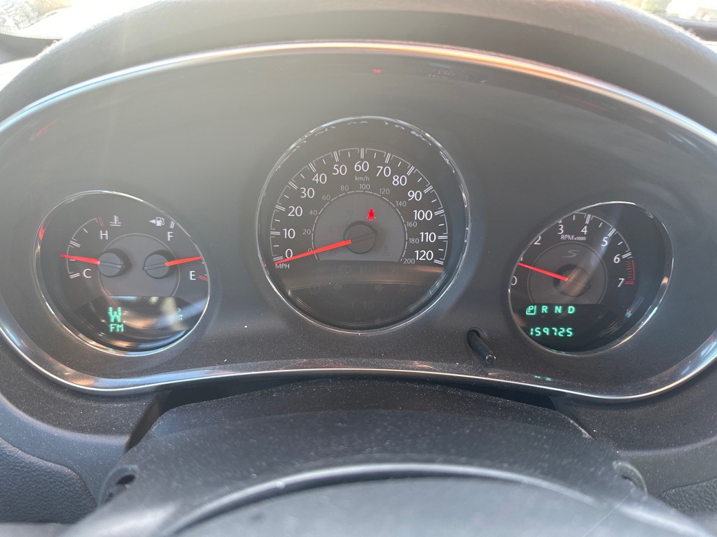 2012 Chrysler 200 Image 11