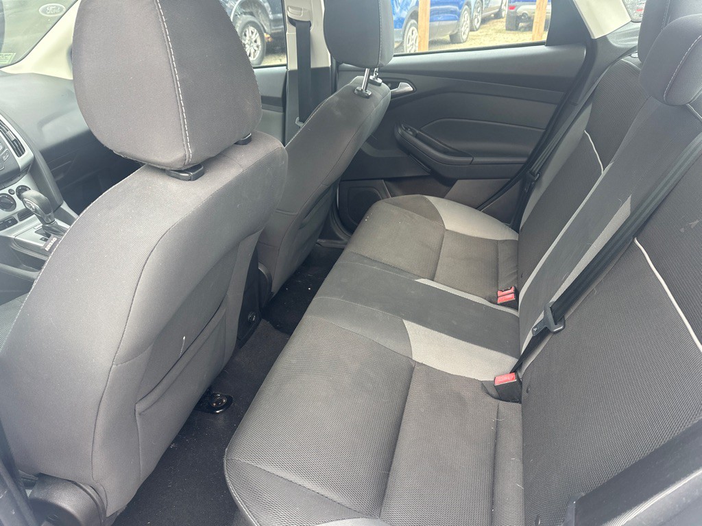 2014 Ford Focus Image 8