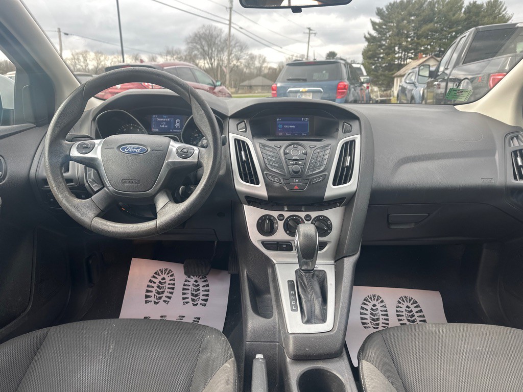 2014 Ford Focus Image 9