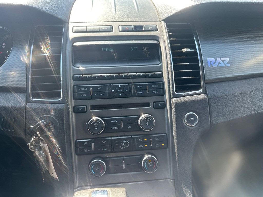 2012 Ford Taurus Image 9
