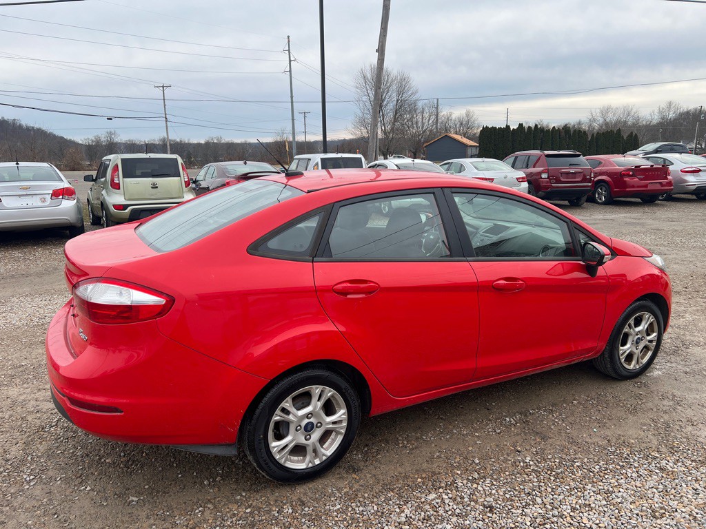2014 Ford Fiesta Image 4