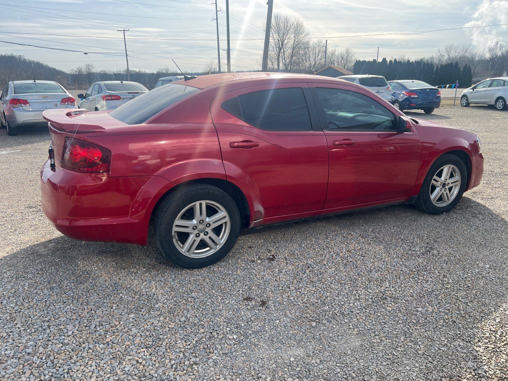 2012 Dodge Avenger Image 4