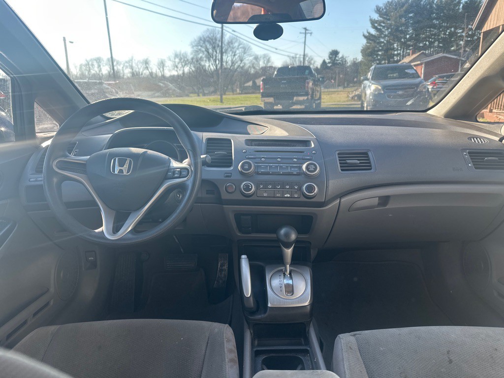 2010 Honda Civic Image 8