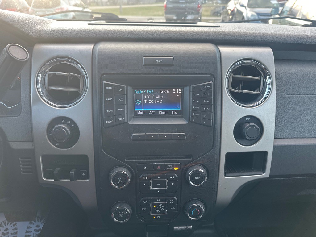 2013 Ford F-150 Image 10