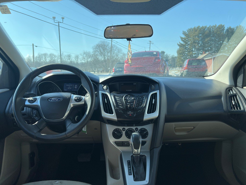 2014 Ford Focus Image 9