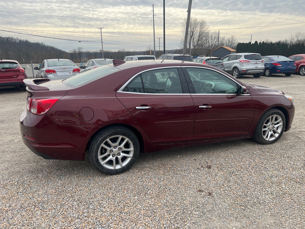 2015 Chevrolet Malibu Image 4