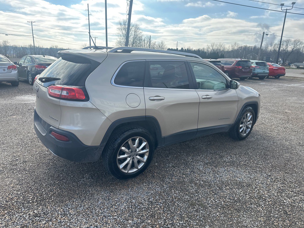 2015 Jeep Cherokee Image 4