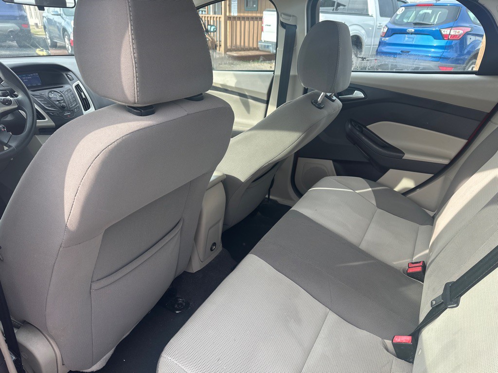 2014 Ford Focus Image 9