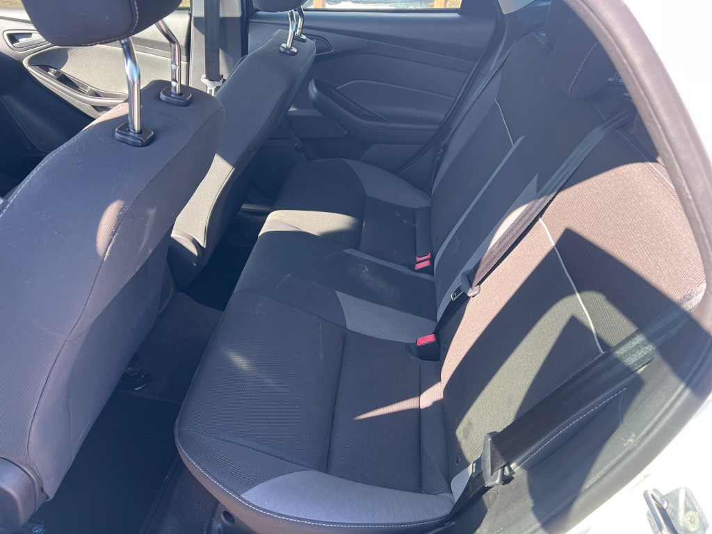 2013 Ford Focus Image 8