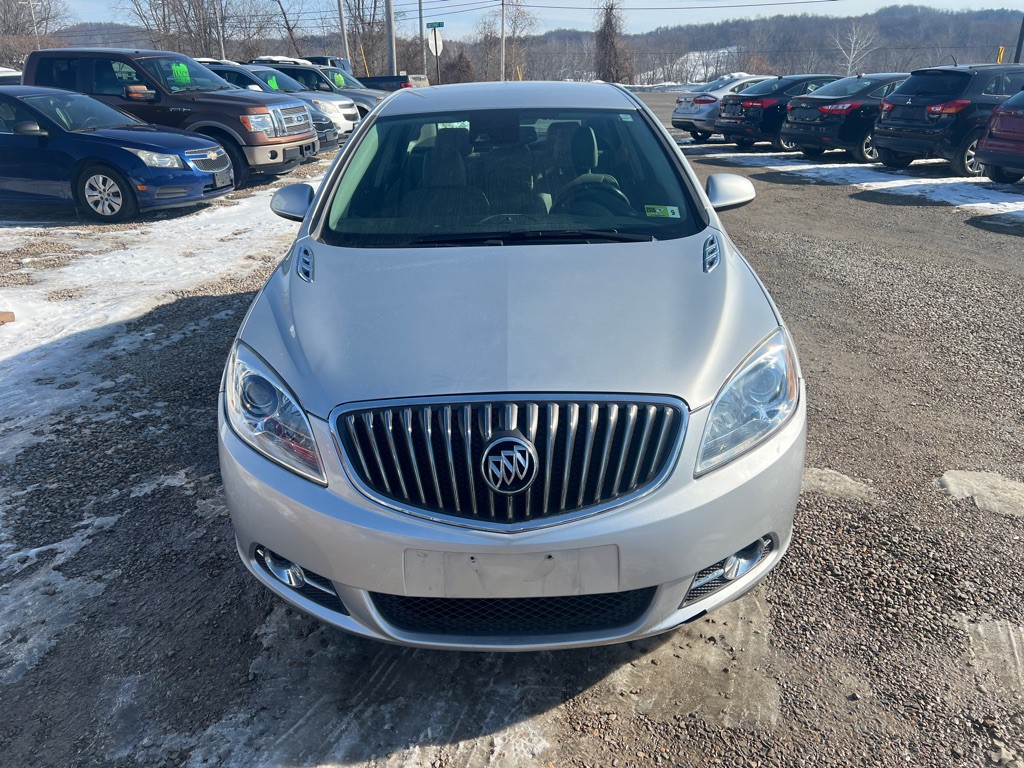 2014 Buick Verano Image 2