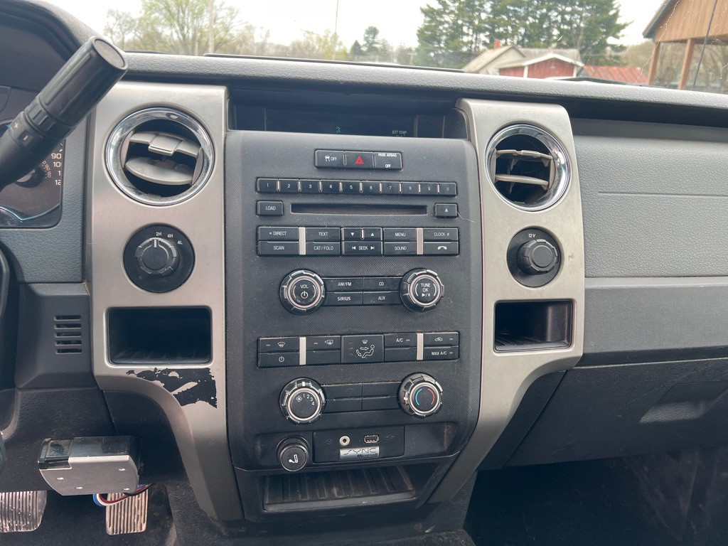 2011 Ford F-150 Image 10