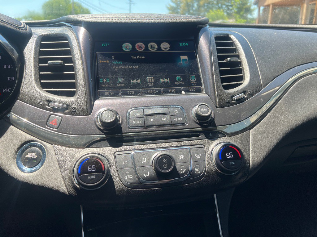 2016 Chevrolet Impala Image 10