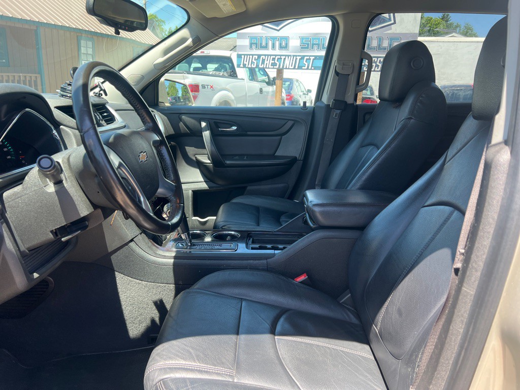 2015 Chevrolet Traverse Image 7