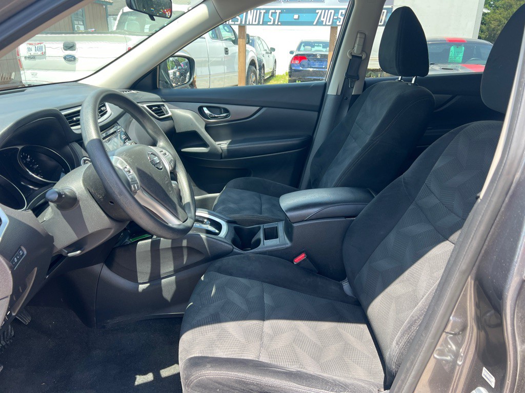 2016 Nissan Rogue Image 6