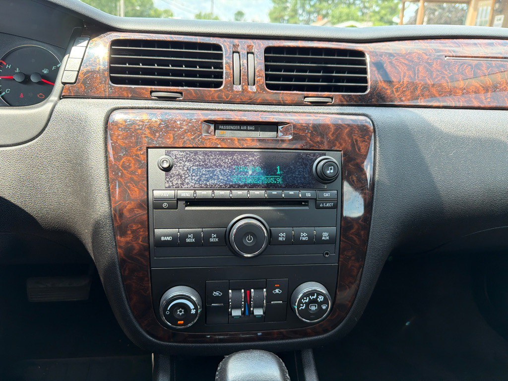 2013 Chevrolet Impala Image 11