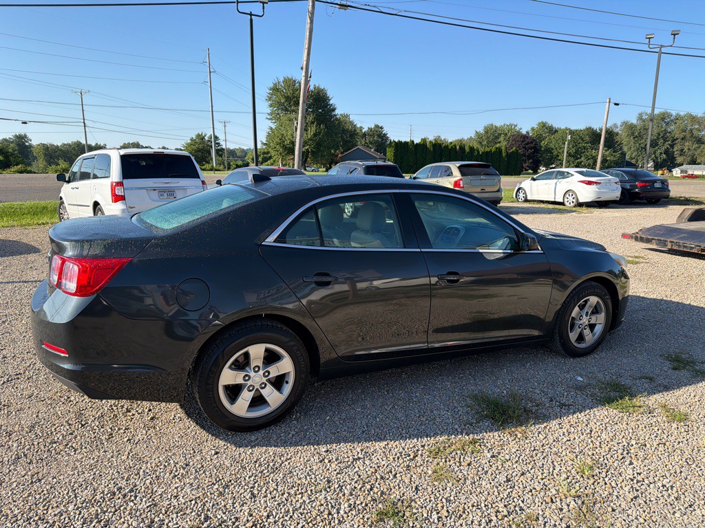 2014 Chevrolet Malibu Image 4