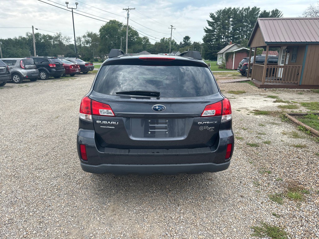 2011 Subaru Outback Image 5