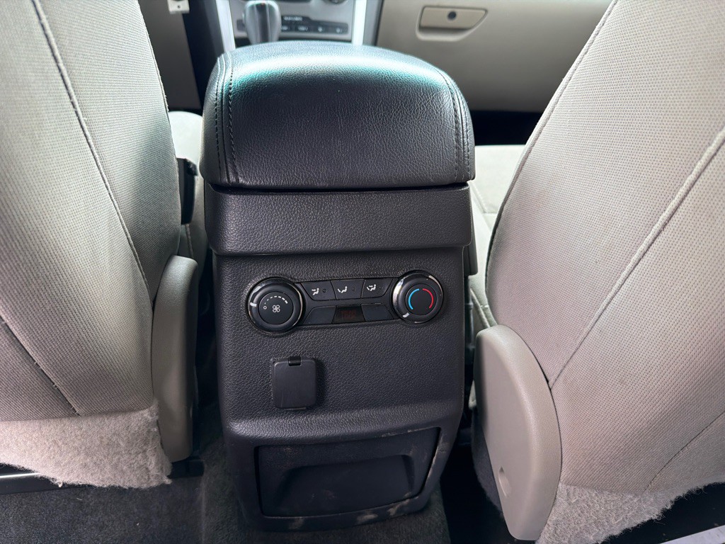 2014 Ford Explorer Image 10