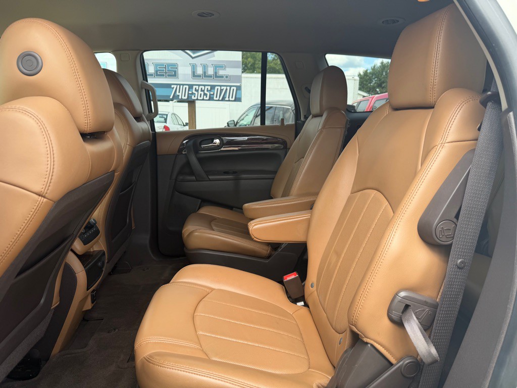 2015 Buick Enclave Image 8