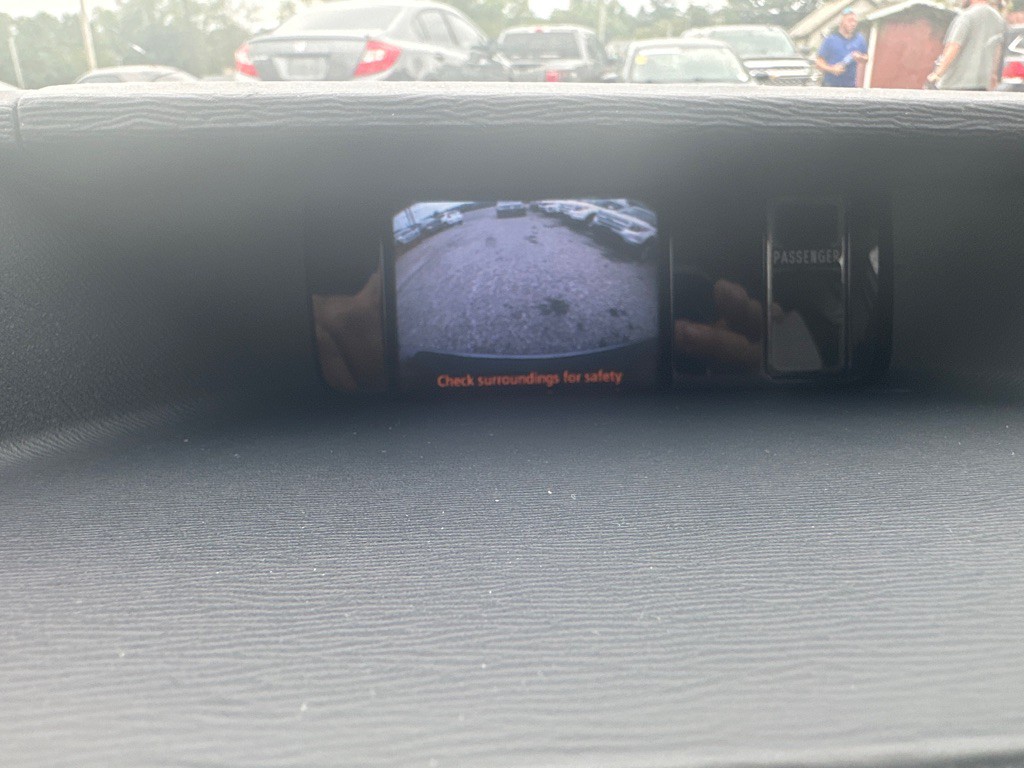 2014 Toyota Sienna Image 11