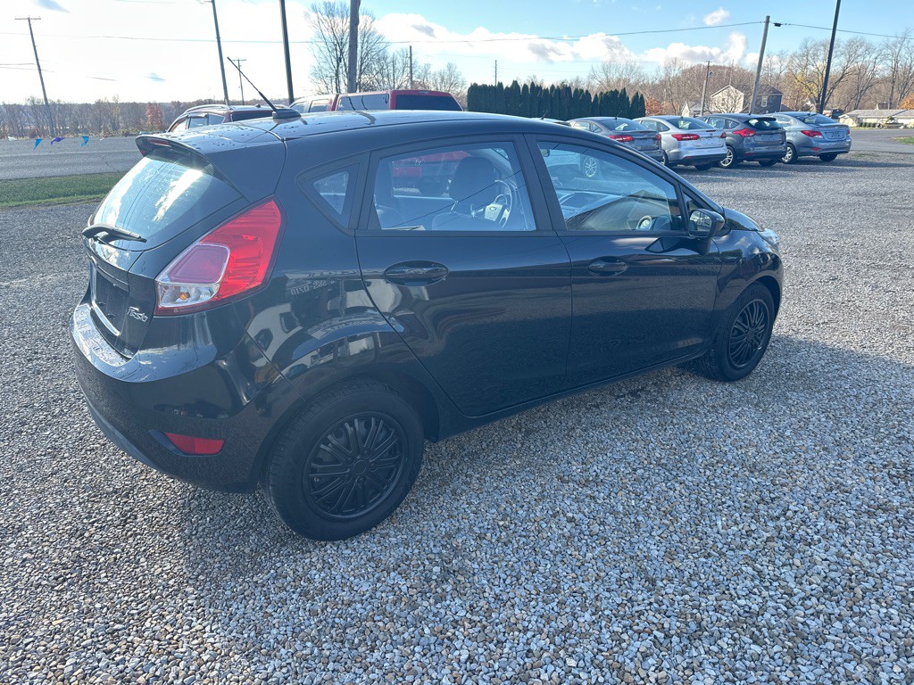 2016 Ford Fiesta Image 4
