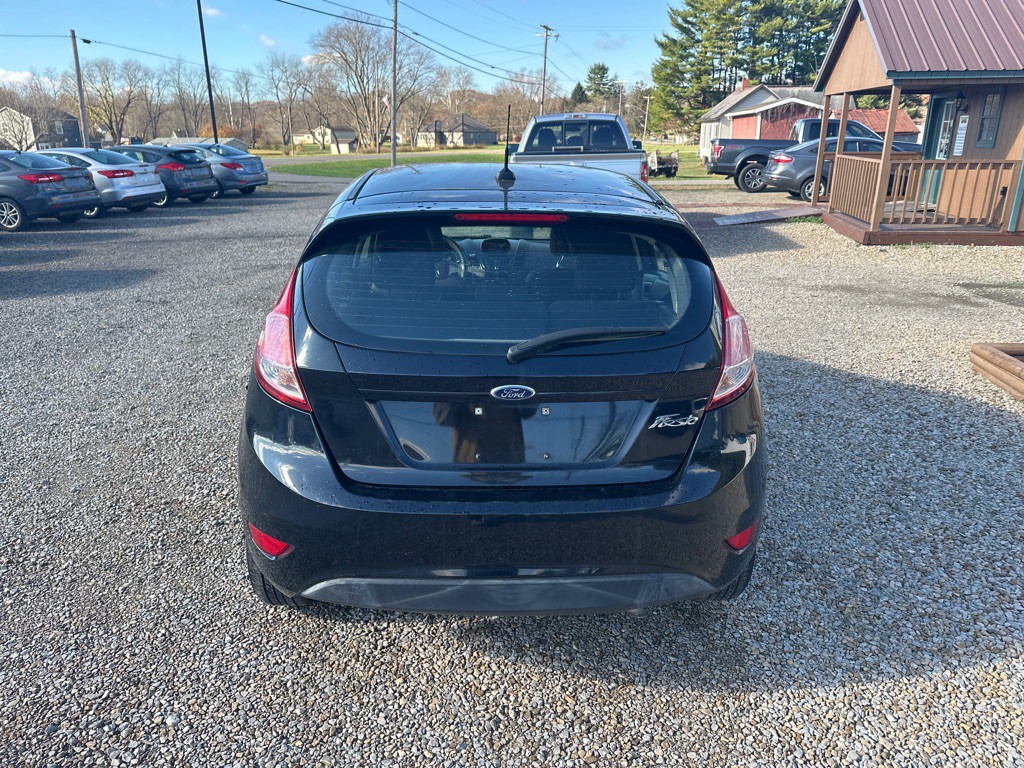 2016 Ford Fiesta Image 5