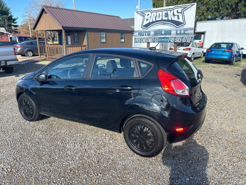 2016 Ford Fiesta Image 6