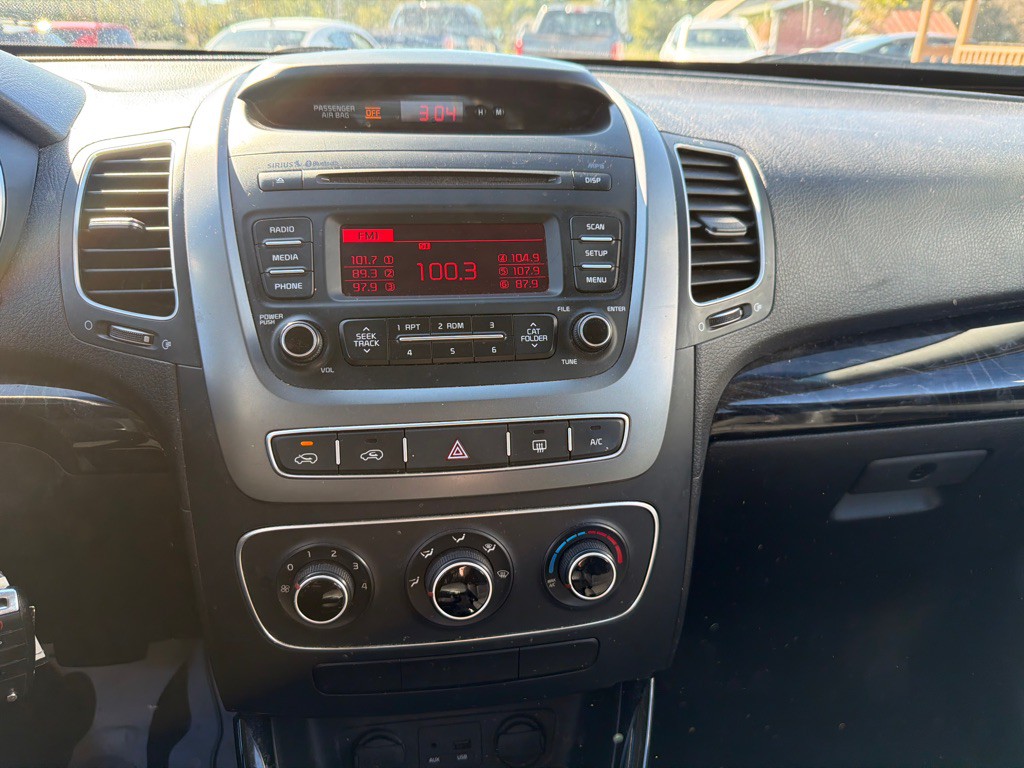 2014 Kia Sorento Image 10