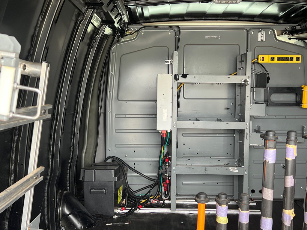 2017 Chevrolet Express Image 6