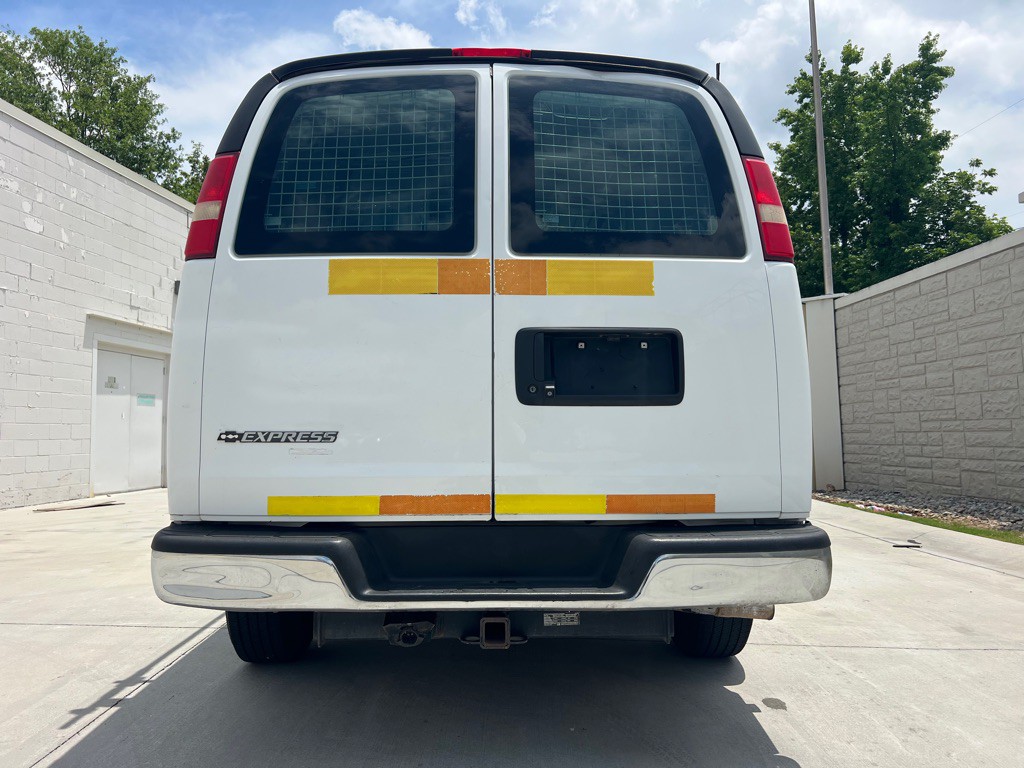2014 Chevrolet Express Image 6