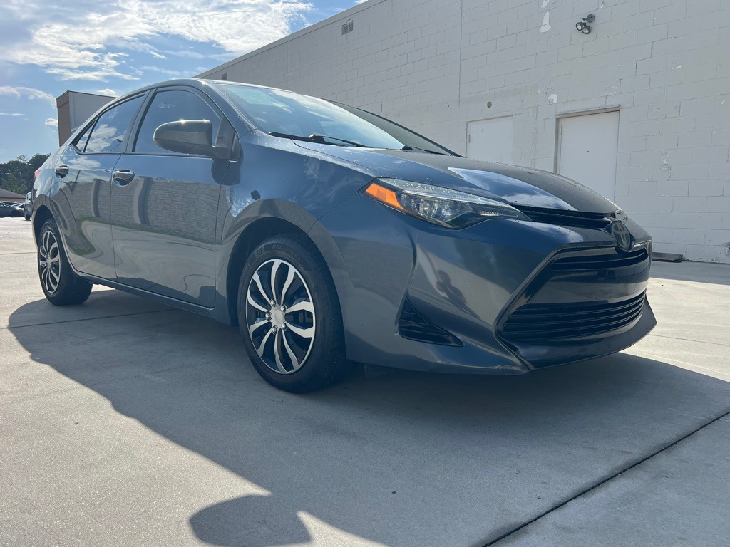 2018 Toyota Corolla Image 19