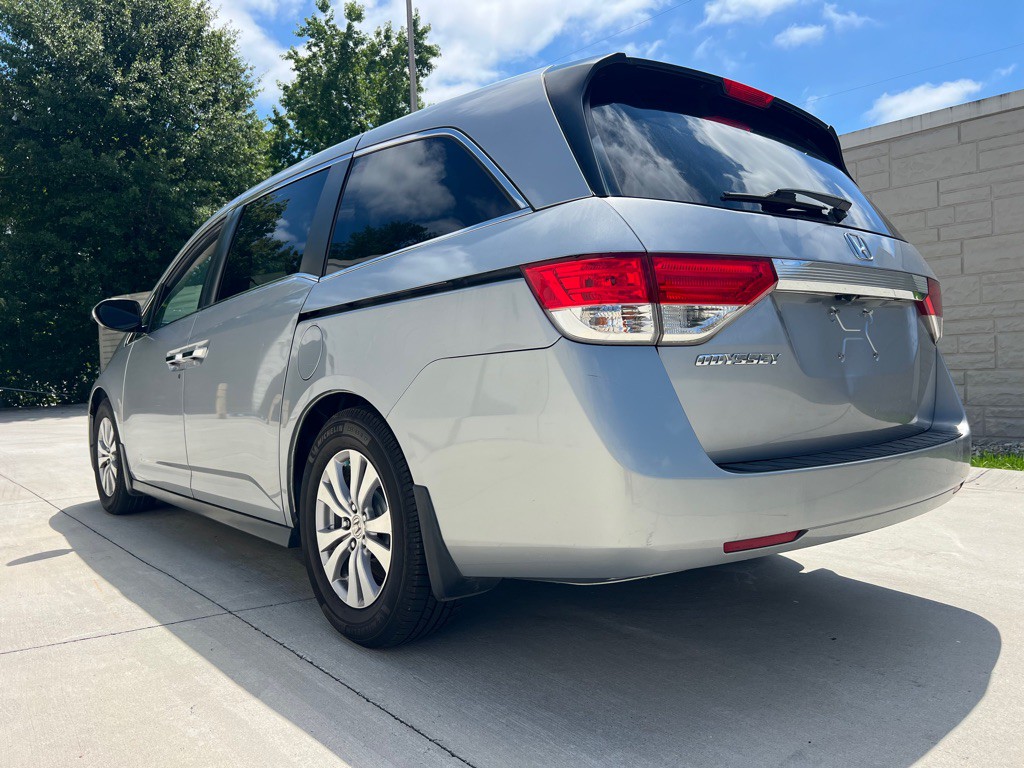 2017 Honda Odyssey Image 3