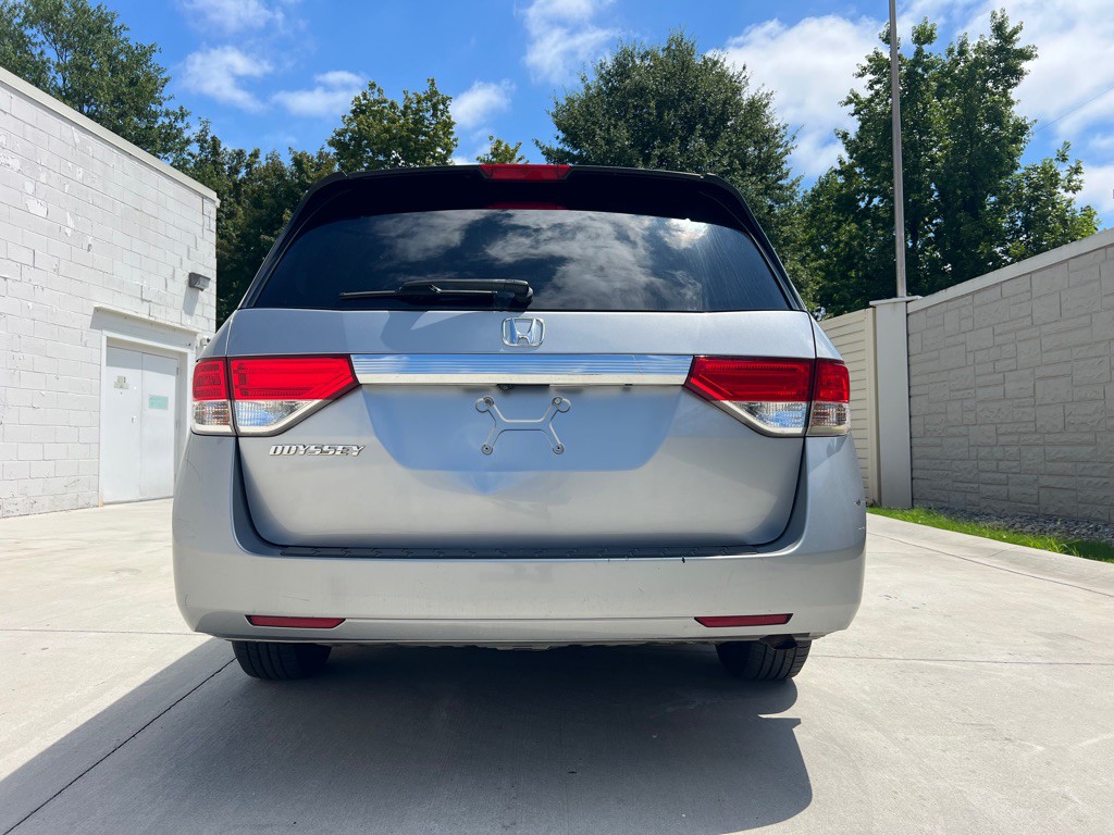 2017 Honda Odyssey Image 4
