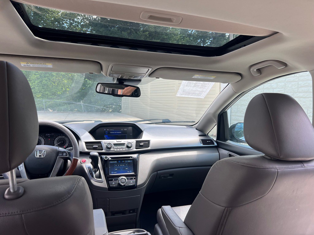 2017 Honda Odyssey Image 9