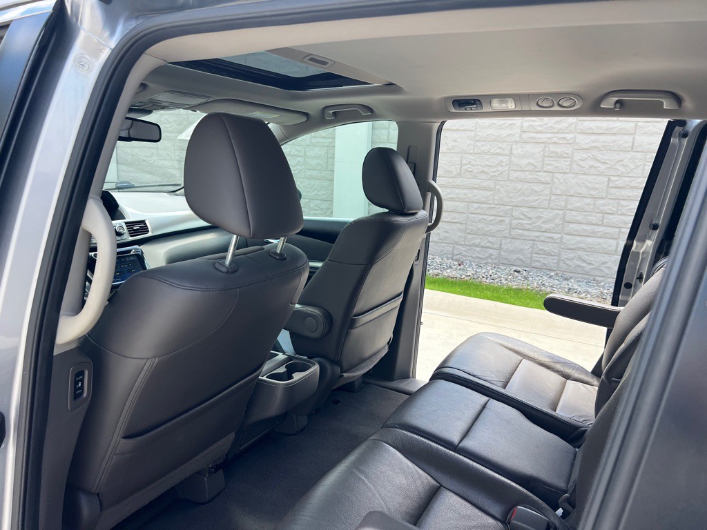 2017 Honda Odyssey Image 11
