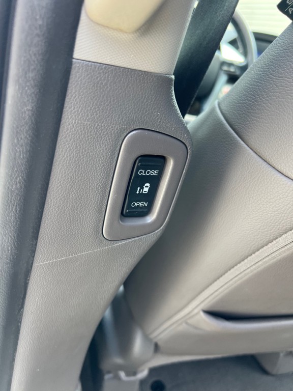 2017 Honda Odyssey Image 12
