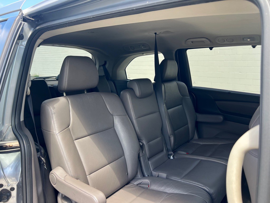 2017 Honda Odyssey Image 13