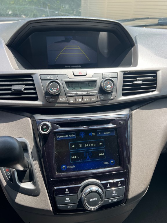 2017 Honda Odyssey Image 21