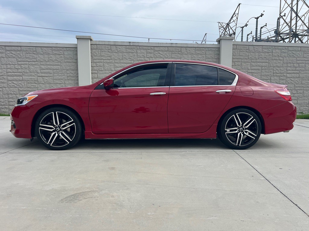 2017 Honda Accord Image 4