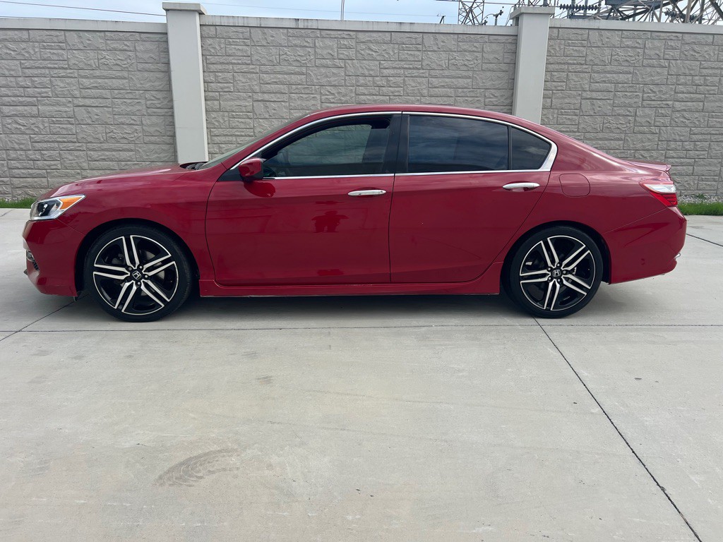 2017 Honda Accord Image 5