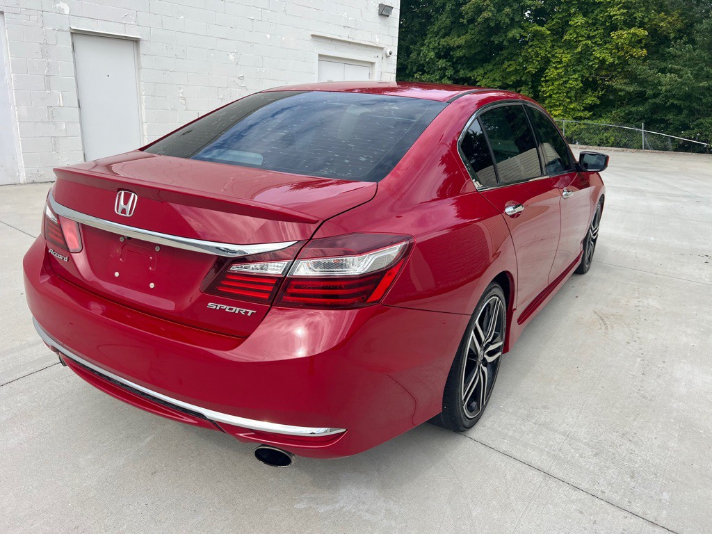 2017 Honda Accord Image 13