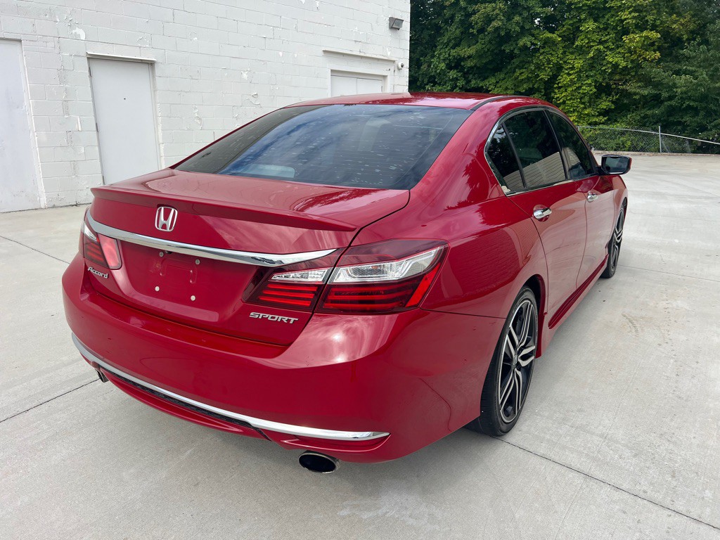 2017 Honda Accord Image 15