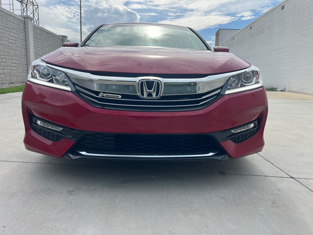 2017 Honda Accord Image 23