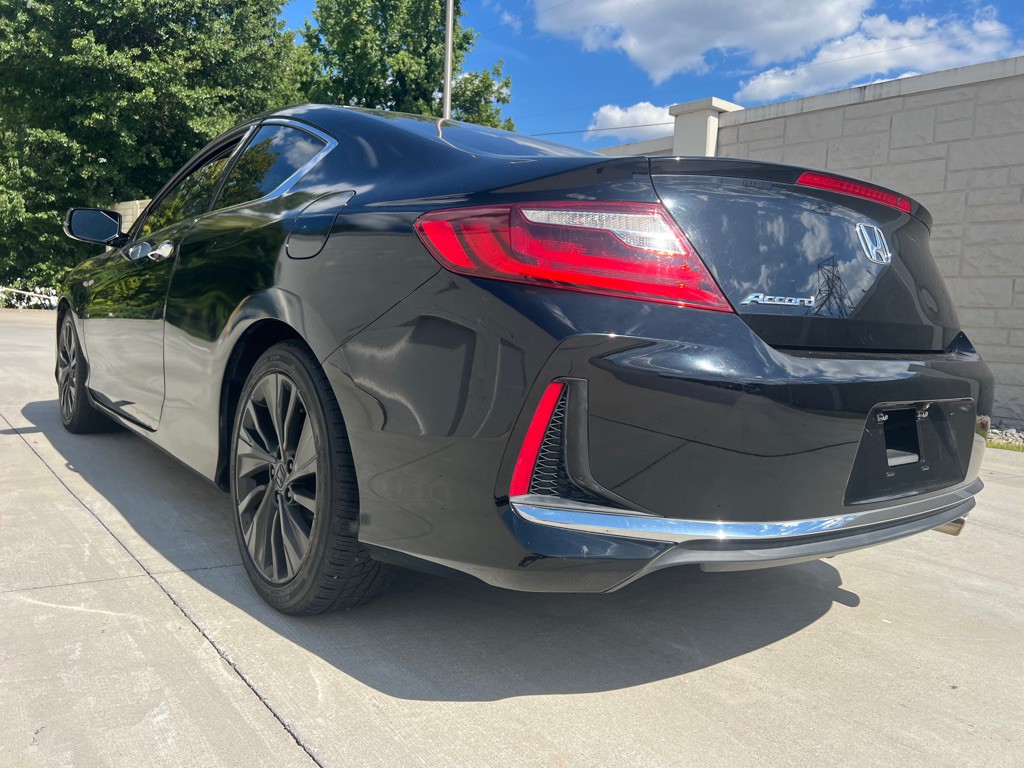 2017 Honda Accord Image 3