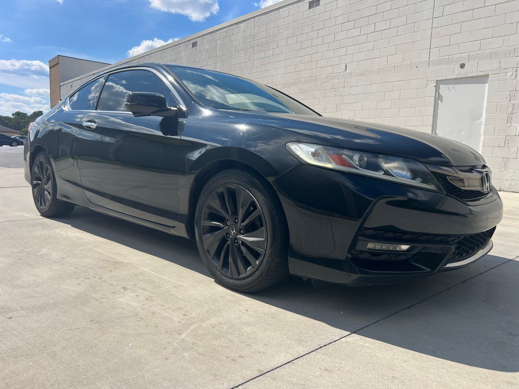 2017 Honda Accord Image 12