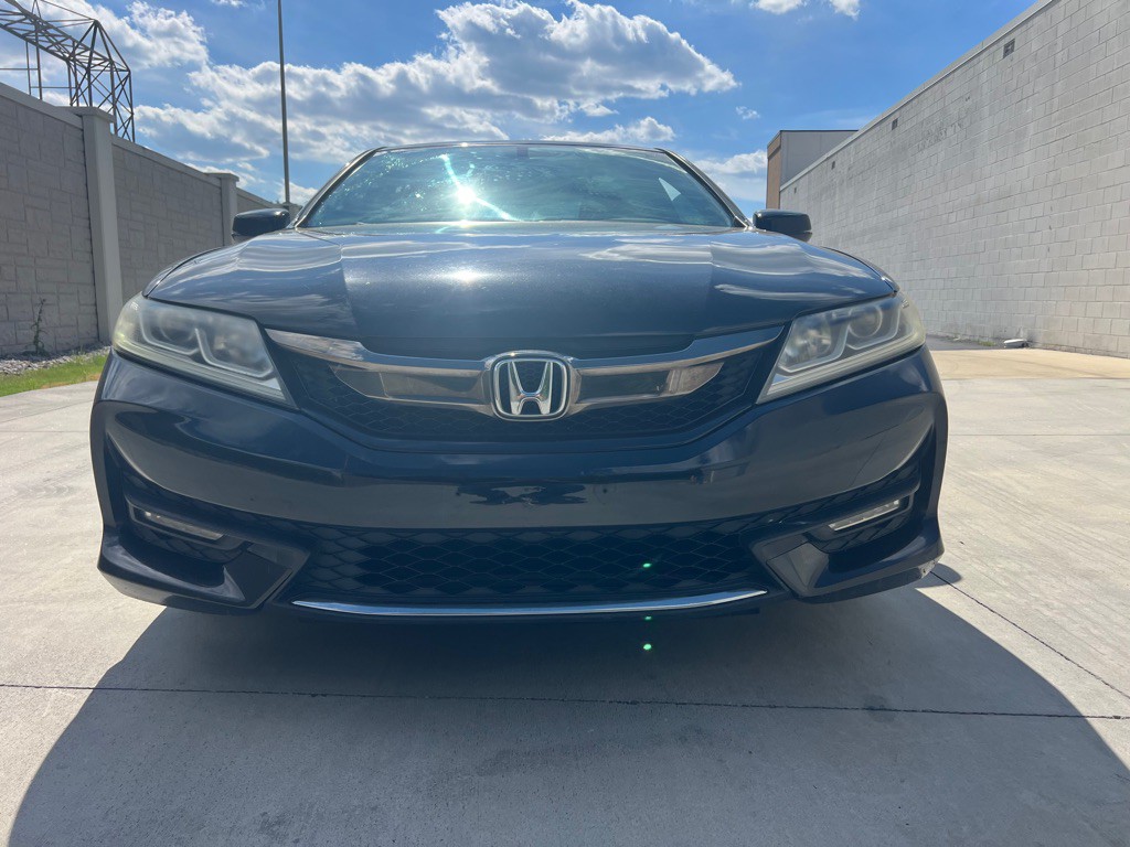2017 Honda Accord Image 13