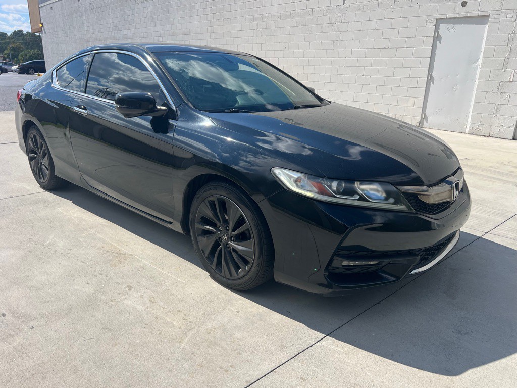 2017 Honda Accord Image 14