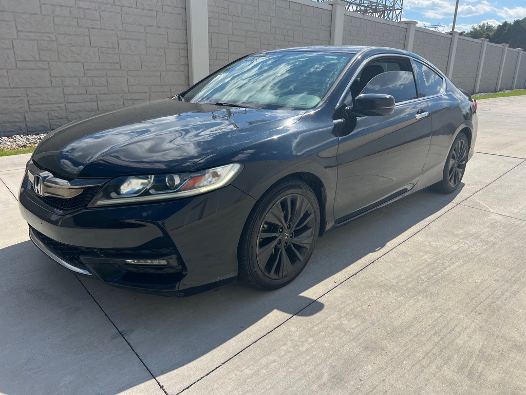 2017 Honda Accord Image 18