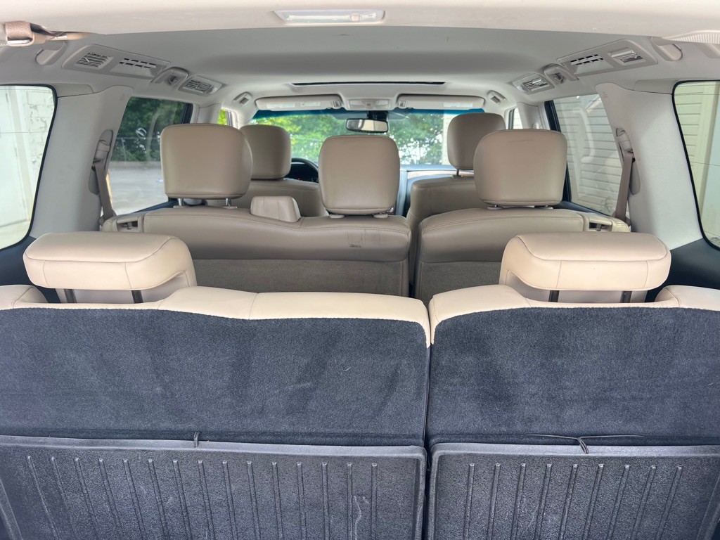 2017 Nissan Armada Image 14